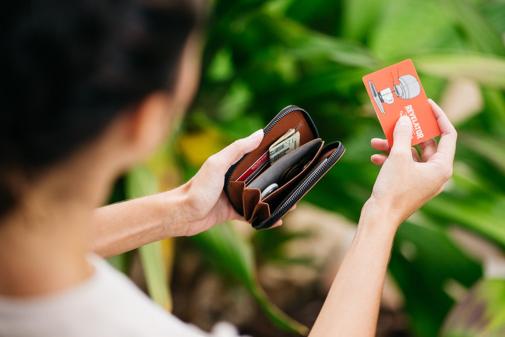 ZipWallet - Slim Leather Zipper Wallet | Distil Union