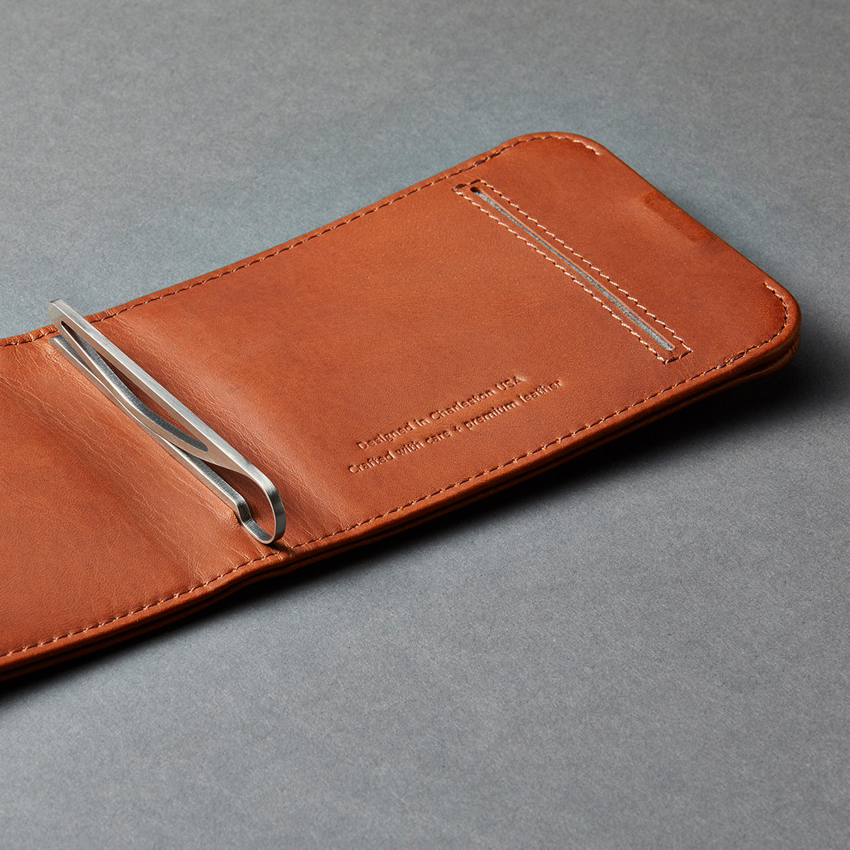 Distil Union Wally Bifold 5.0 with MagLock in brown leather with money clip